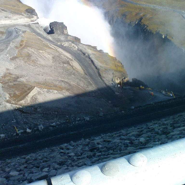 Hrikalegt mannvirki.