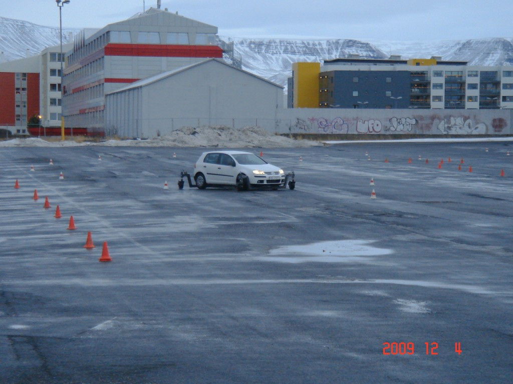 Bíllinn látin missa veggripið