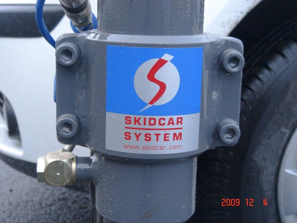 Skidcar